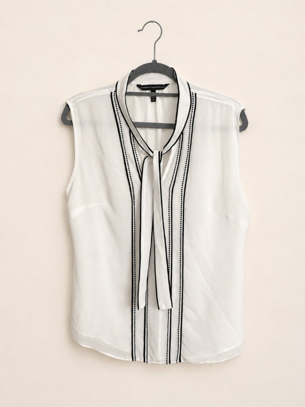 White House Black Market Ivory Black Tie Neck Blouse Size 10